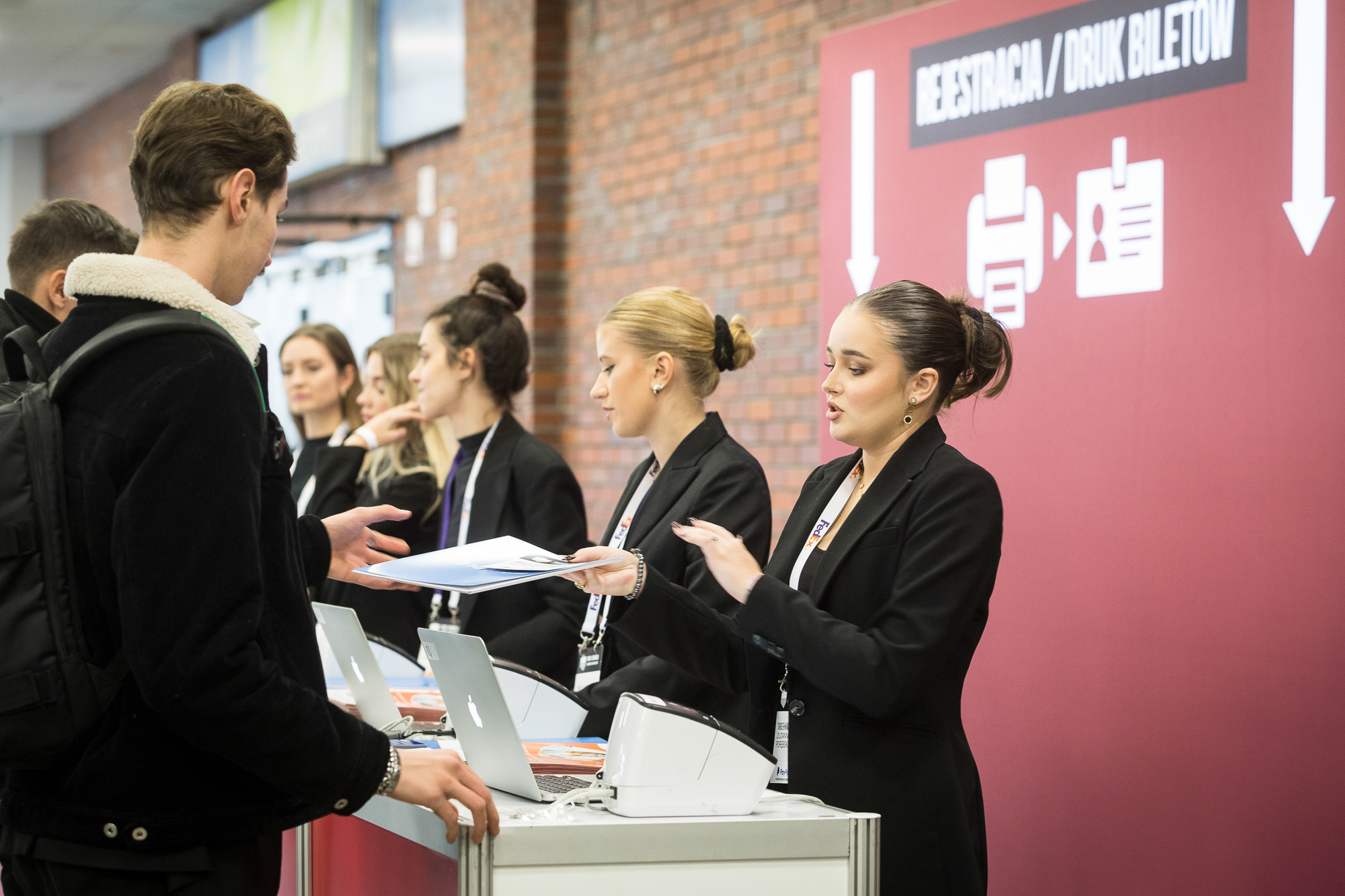 https://res.cloudinary.com/eventjuicer/image/upload/v1755777248/ecwe_lp/premium/eHandel_25102024_fot-Joanna-Nowicka_NET-0011.jpg